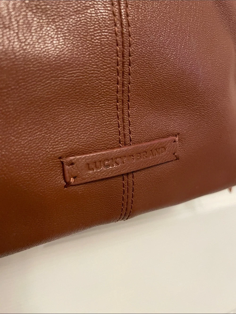 Lucky Brand Brown Leather Hobo Shoulder Bag with Magnetic Closure Great Shape
